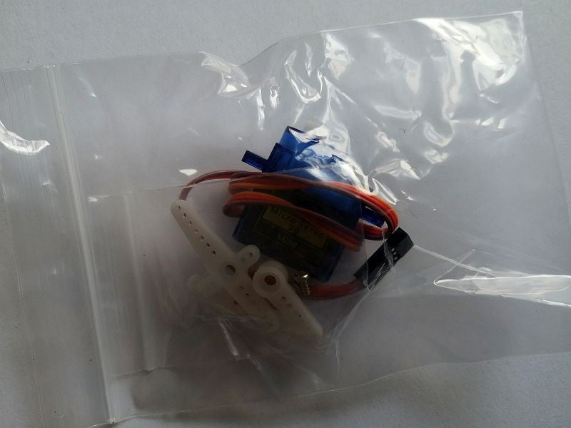 Servo SG90