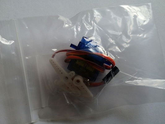 Servo SG90