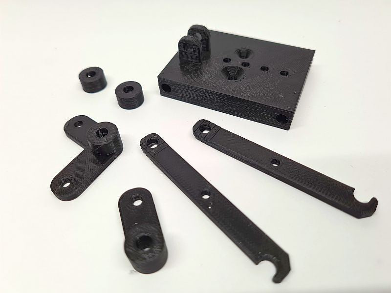 Heckkraftheber für das Fendt 1050 Chassis Bausatz